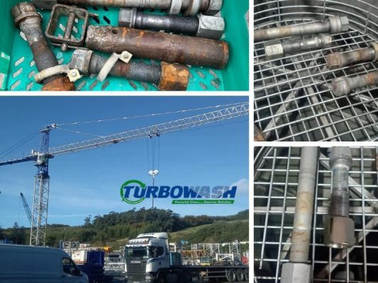 Cleaning crane bolts and pins in a Turbowash 780 spray washer