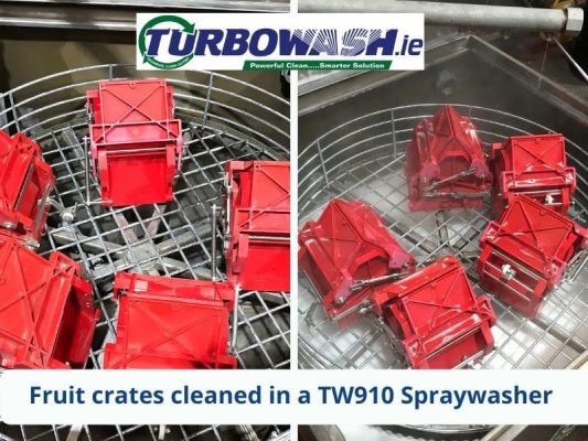 Fruit boxes cleaned in a TW910 Spraywasher